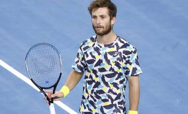 ATP Napoli, ancora problemi: Moutet spacca la racchetta per protesta