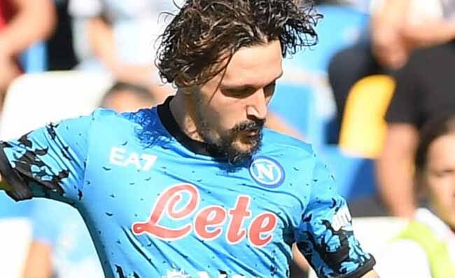GAZZETTA – Napoli-Bologna, torna Mario Rui. Sciolto il dilemma in attacco