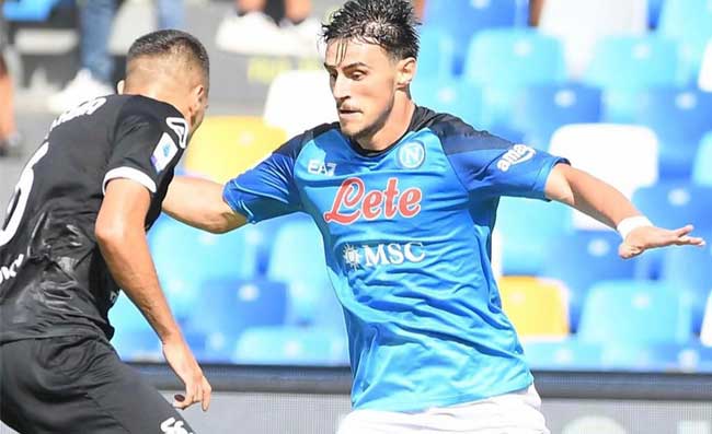 Il Napoli imponga direttive chiare ai calciatori sulla gestione dei social
