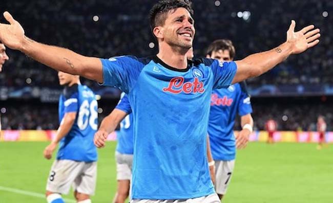 Napoli-Rangers: probabili formazioni. Turnover parziale, Simeone titolare