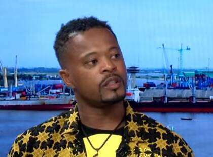 Scrisse sui social «Psg, siete una banda di “checche”», Patrice Evra a processo per insulti omofobi