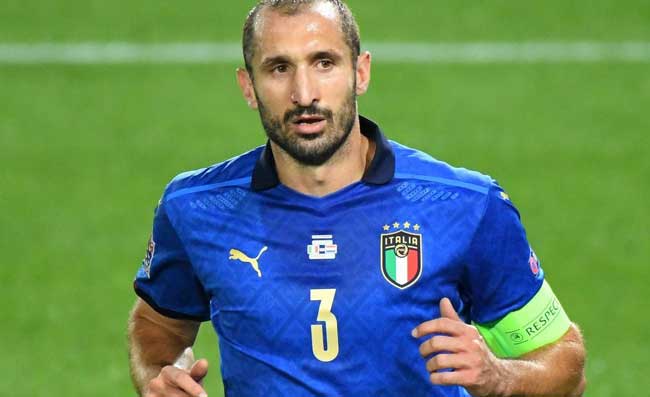 Chiellini: “Tifo per Raspadori, è uno di quei 2-3 ragazzi che sono diversi dagli altri nel calcio”