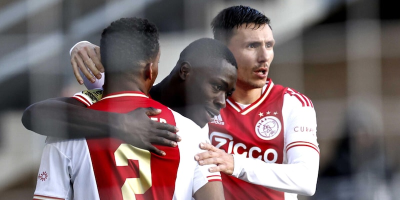 La stampa olandese non dà speranze all’Ajax: “Il Napoli è un uragano”
