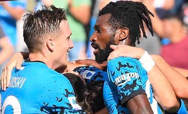 Napoli-Ajax, un tifoso: “Ho sognato il risultato esatto”. Alvino: “Perché l’hai detto?”