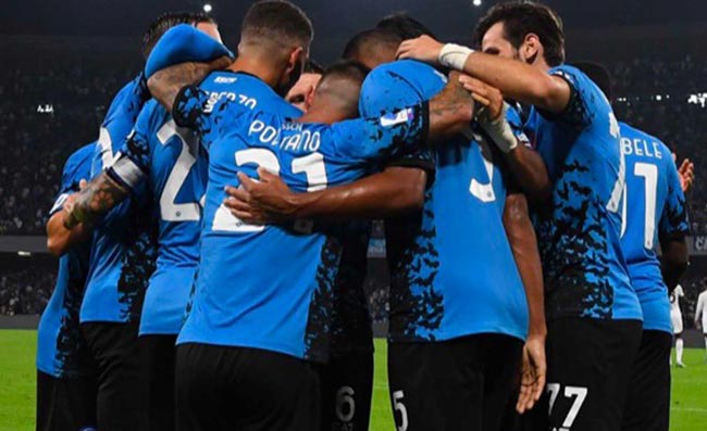 Napoli-Bologna, pagelle: le scartatelle di Khvicha e il graffio di Osimhen. 8 a Spalletti, c’è un 10