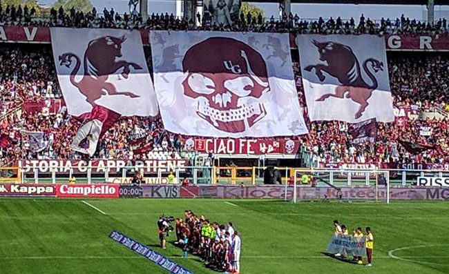 Torino, i tifosi: “Napoli assurdo, ma il colpevole ha un nome e un cognome”