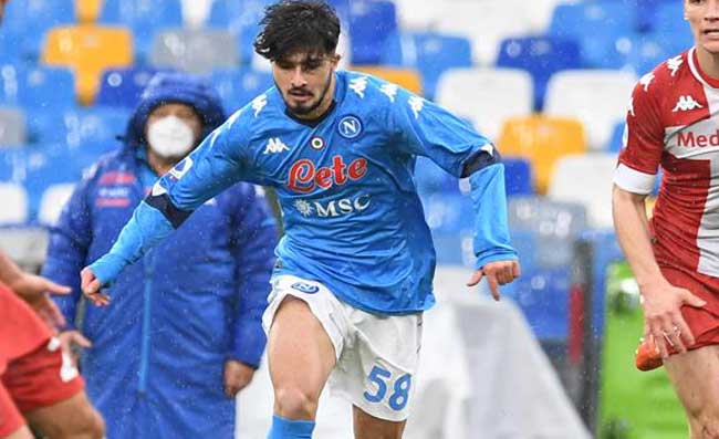 Cioffi sorprende al Pontedera: fantastico gol del giocatore in prestito dal Napoli (VIDEO)