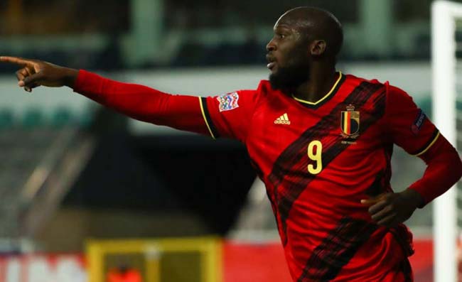 Lukaku fuori di testa dopo l’eliminazione del Belgio, brutto gesto a bordo campo