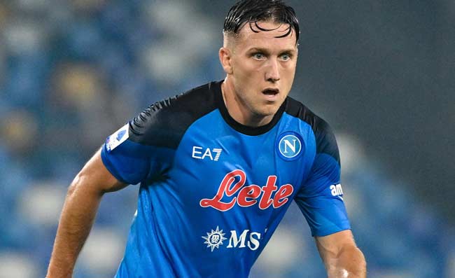 GAZZETTA – Zielinski dice di no (per ora) al rinnovo col Napoli: può andare alla Juventus, i dettagli