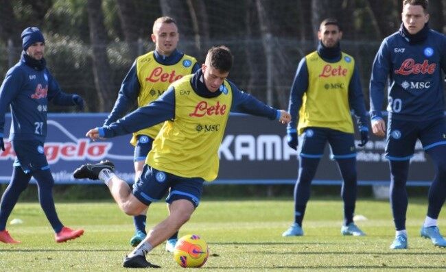 Differenziato per Rrahmani, Lobotka e Zielinski. Il report da Castel Volturno