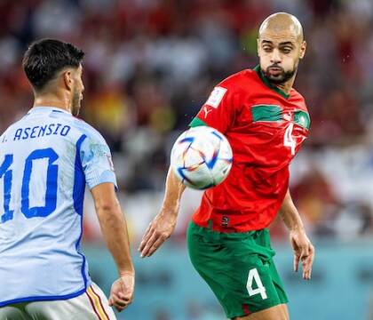 Fiorentina, Commisso furioso per la telefonata di Xavi ad Amrabat per portarlo al Barcellona