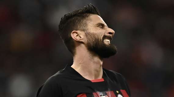 Il Milan si consola col rinnovo di Giroud: nuovo contratto per il 36enne attaccante