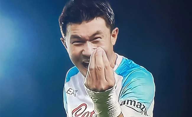 Napoli in volo per La Spezia, è Kim il protagonista sui social (FOTO)