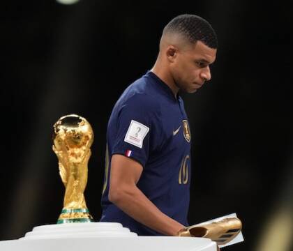 Siamo sicuri che la gestione di Mbappé dopo il Mondiale sia stata adeguata? (L’Equipe)