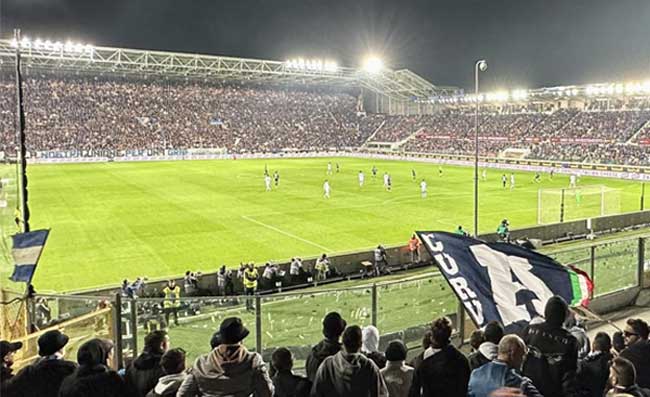 Caos Atalanta, incredibile scivolone social. Tifosi Juventus furiosi: “Vergogna”