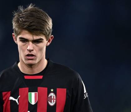 “De Ketelaere è un caso non più trascurabile, con lui in campo è come se il Milan fosse in dieci”