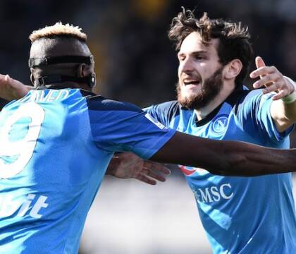 A fine stagione De Laurentiis proporrà il rinnovo a Osimhen e Kvara (CorSport)