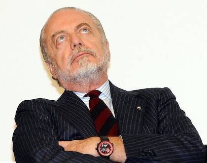 De Laurentiis e Dazn: «La tv che manda in onda la Serie A in ritardo e con qualità scarsissima»