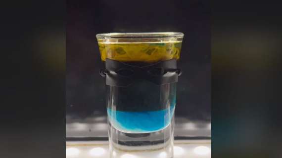 FOTO – Osimhen è diventato un cicchetto! Il drink inedito diventa virale