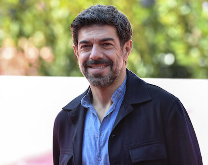 Favino: «È bello veder giocare il Napoli, ti diverti. Mi auguro vada avanti anche in Europa»