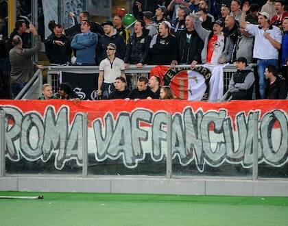 Feyenoord-Roma, minacce degli ultras olandesi: «Distruggeremo Roma, demoliremo la fontana»