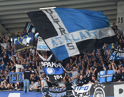 Gli ultras di Eintracht e Atalanta sono gemellati, anche per questo non potranno venire a Napoli