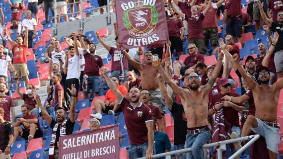 Il gruppo “Napoli granata” contro gli ultrà: “Chi ama la Salernitana vuole passione e libertà!”