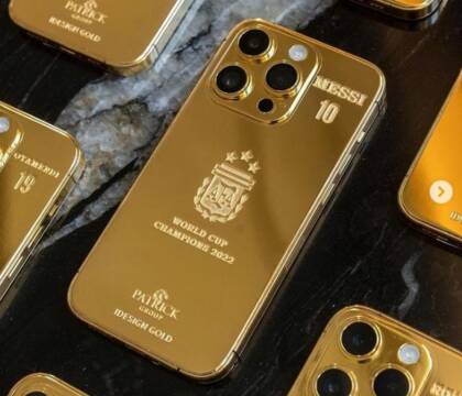 La sobrietà di Messi: regala 35 iPhone d’oro personalizzati ai suoi compagni di nazionale
