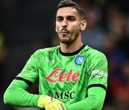 Napoli-Atalanta, Meret ha dolore a un polso, gioca Gollini