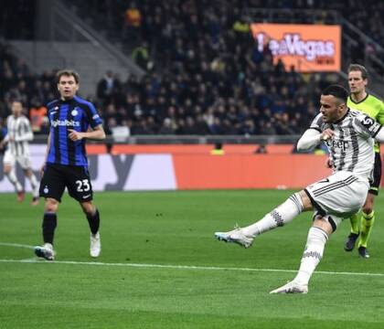 Possibile che con 28 telecamere in campo non si possa sapere se c’era mani di Rabiot? (CorSport)