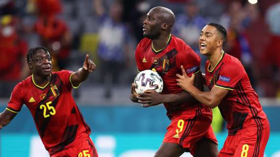 Qual. Euro 2024, poker Francia: Maignan para un rigore. Tripletta Lukaku, in gol anche Vlahovic