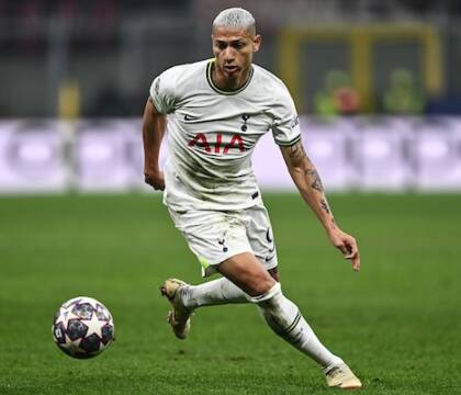 Richarlison: «Conte e il suo vice mi hanno messo in panchina senza una spiegazione»