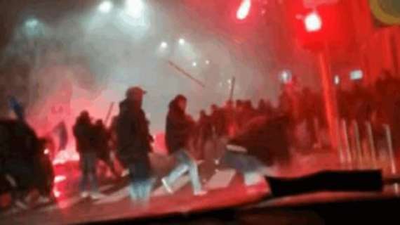 Scontri sull’A1, maxi blitz: perquisizioni nei confronti di 33 soggetti, 12 napoletani