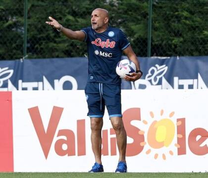 Spalletti ha trascorso il compleanno sul campo, con giocatori e dipendenti del Napoli