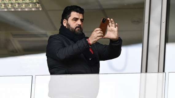 VIDEO – Chef Cannavacciuolo insultato dai tifosi del Torino allo stadio: cori deplorevoli!