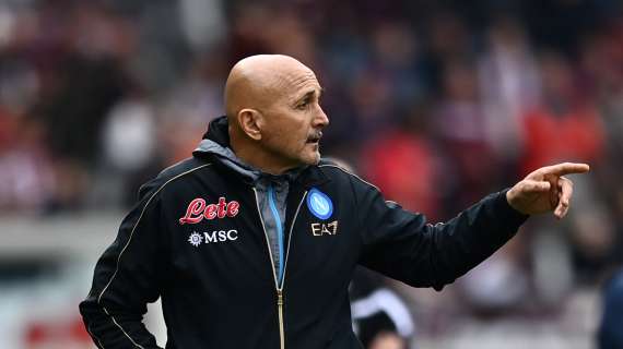 FOTO – “Quel ‘tutto per lei’ vale più di 100 trofei”, spunta lo striscione per Spalletti