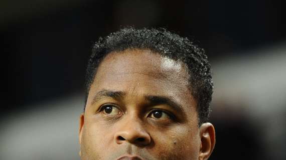 Kluivert dal palco Uefa: “Mi ha colpito il Napoli, sta dominando il campionato!”