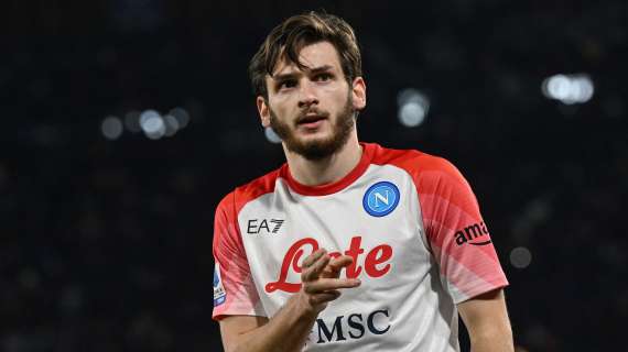 Valencia, Mamardashvili sull’amico Kvara: “Vive solo per il calcio, vincerà il Pallone d’Oro!”