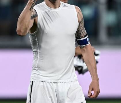 Bonucci interviene per placare la rissa in Juventus-Inter