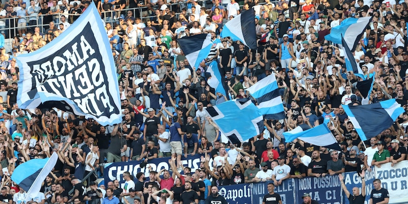 Napoli, campionato e Champions: arriva la marea azzurra