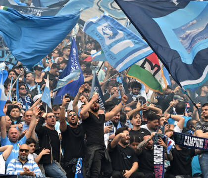 A Udine 12mila tifosi del Napoli, il prefetto: «Chiesti rinforzi. L’Udinese medierà con i suoi ultras»