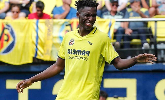 Nicolas Jackson, il Napoli monitora il talento del Villarreal. Il prezzo schizza