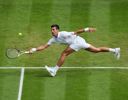 Altro che difesa, Djokovic è il re dei primi colpi: sull’erba è imbattibile (Il Telegraph)