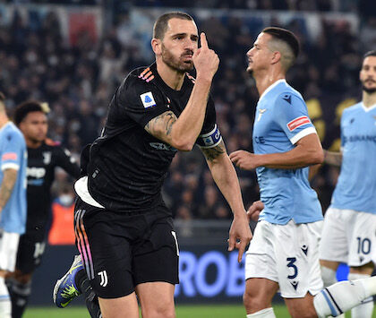 Bonucci, secondo il CorSport, sapeva di non essere più nei piani della Juve e ora aspetta Sarri