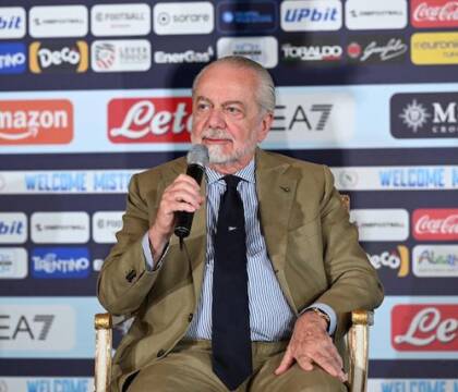 Con chi ce l’aveva De Laurentiis quando ha parlato di lasciare un calciatore un anno senza giocare?