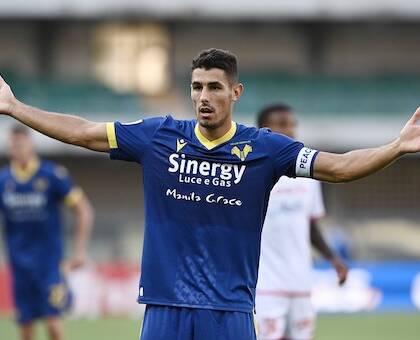 Il Napoli vuole Faraoni del Verona come vice Di Lorenzo (CorMez)