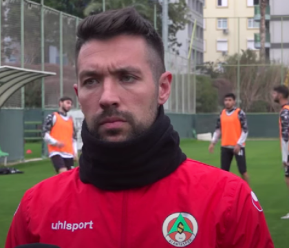 Il sogno di Farioli: «un calcio sottratto all’idiozia calcistica, alla volgarità degli italioti e alla corruzione»