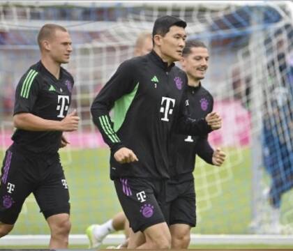 Kim in un video del Bayern mangia salsicce e crauti: «voglio imparare rapidamente il tedesco»