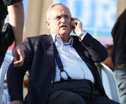 Lotito: «Abbiamo 50 giocatori che vogliono venire alla Lazio. Zielinski? I giocatori li scelgo io»