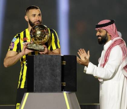 Mahrez, Benzema, Kanté: il disegno politico musulmano dietro il mercato dell’Arabia Saudita (So Foot)